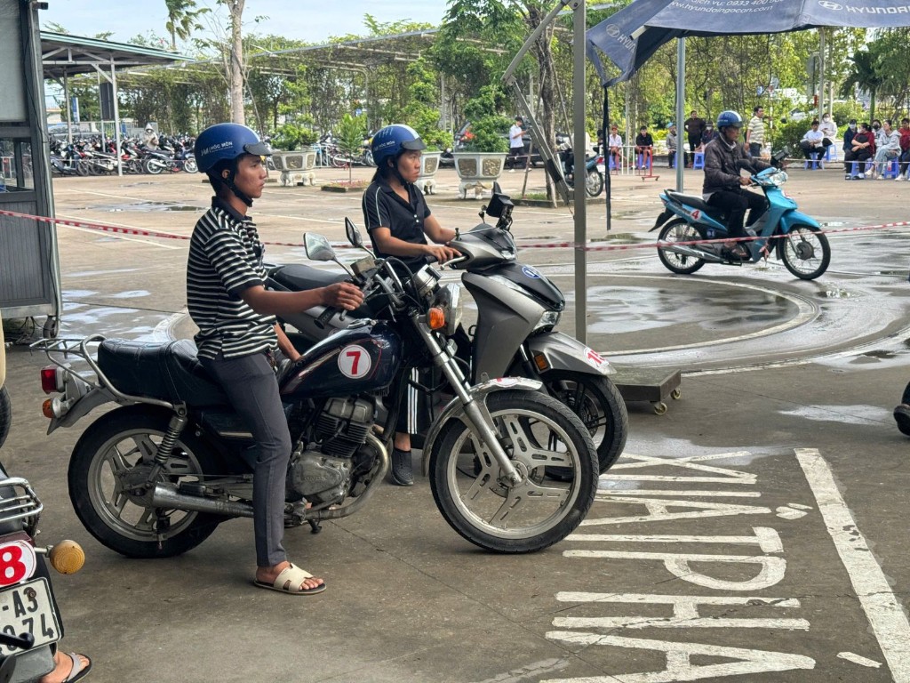 Sân thi khóa học bằng lái xe hạng A